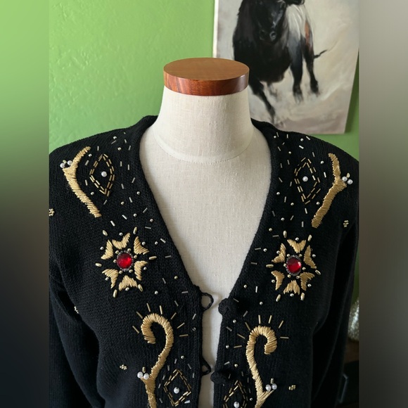 Christmas Sweater - Picture 2 of 6